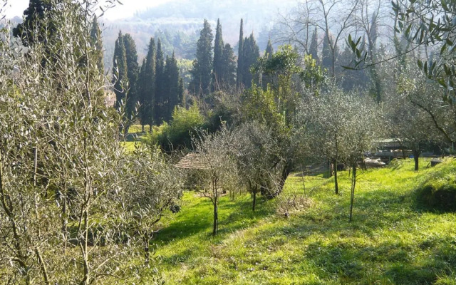 Rustic House in Tuscany With Shared Pool