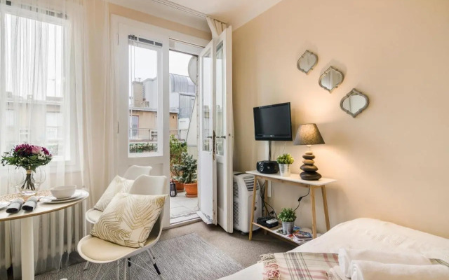 Old Town Studio Apartment