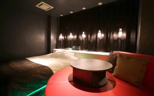 Tonarino Hotel - Adults Only