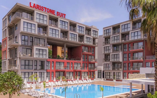 Laristone Suite Spa Hotel