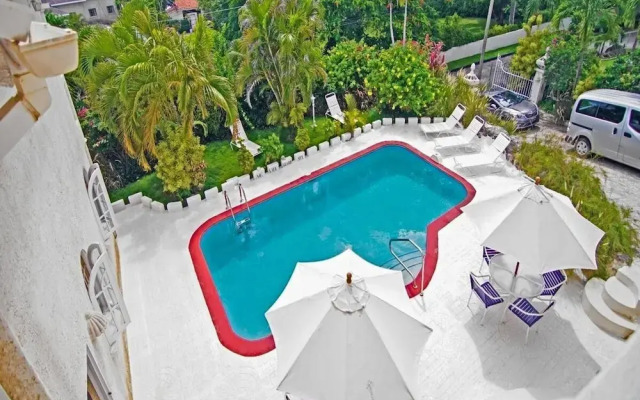 Sea Symphony Barbados - 6 B R Beachfront Villa w Staff