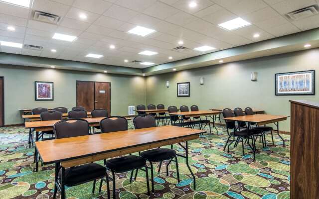 Comfort Inn & Suites - Hannibal