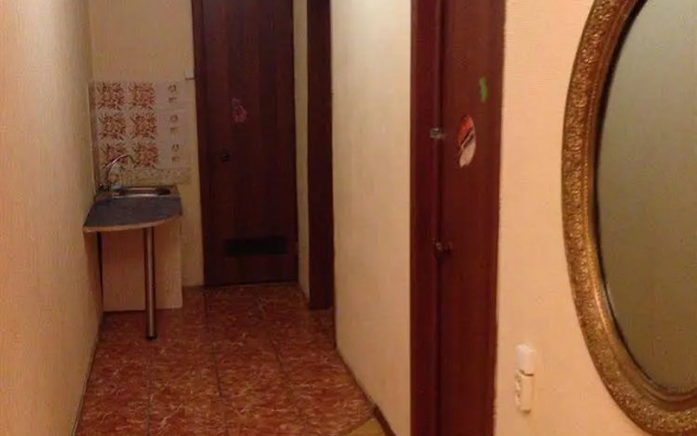 Gostiny Dvor na Nikolaevskoy