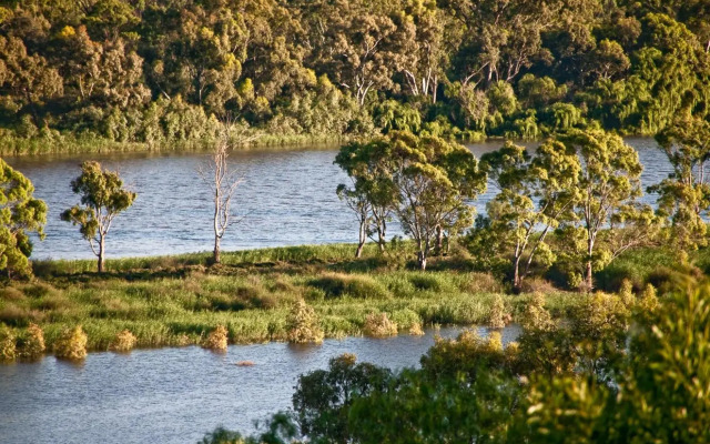 Romantic Getaways at Riverview Rise Retreats