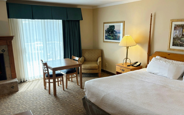 Magnuson Grand Pioneer Inn and Suites