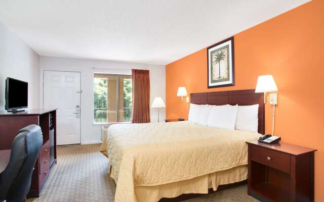 Super 8 by Wyndham Defuniak Springs