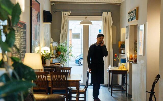 Tomato Backpackers Hotel