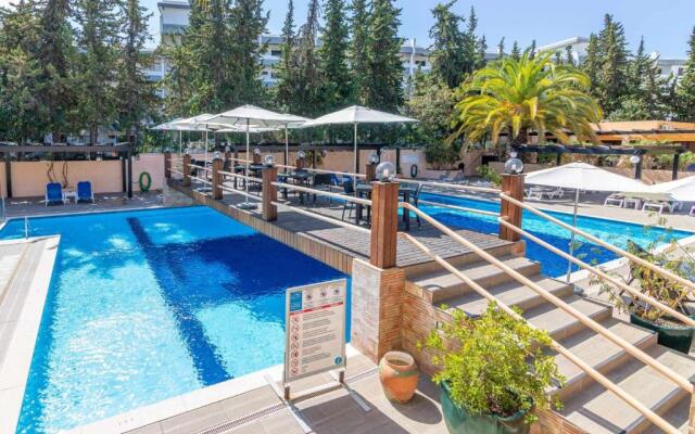 Balaia Beach T2 com piscina