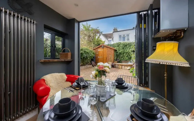 Host Stay Bernard Road Townhouse