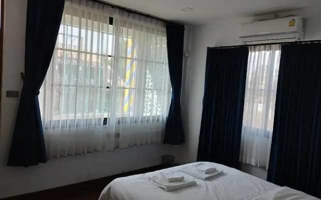 TarTar&Nay Hostel