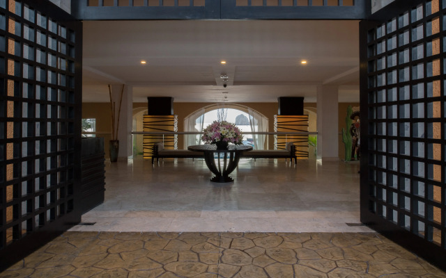 Casa Dorada Los Cabos Resort & Spa