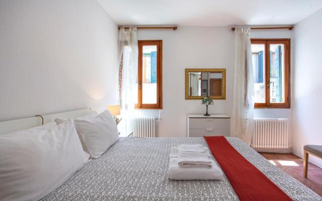 Venice Near San Marco 7 pax WiFi 2 Bedroom