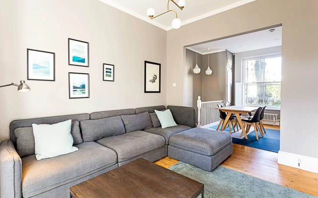 Idyllic Islington Flat