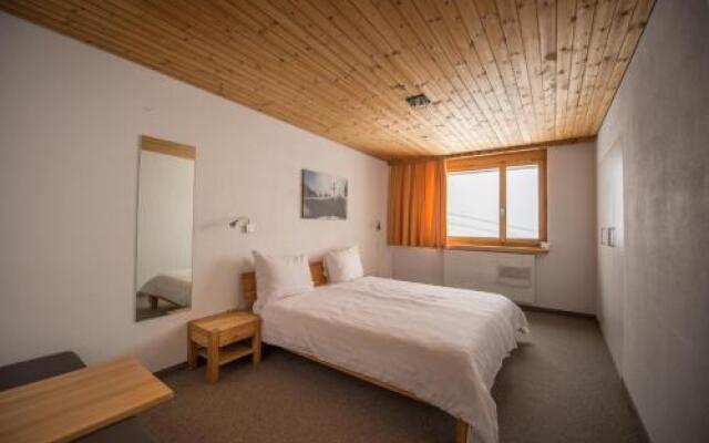 GALAAXY Mountain Hostel