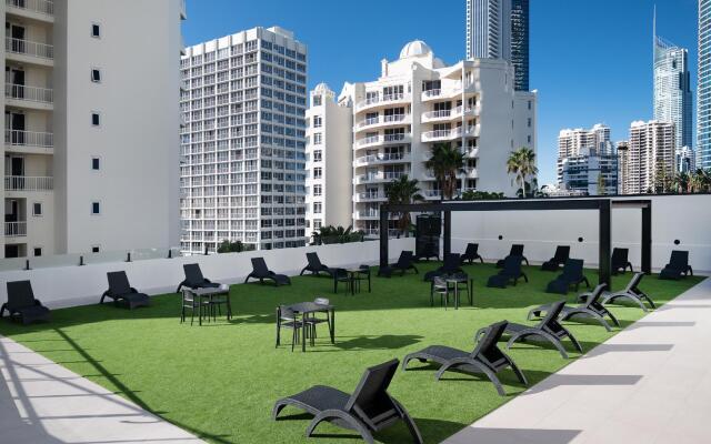 Hotel Apartments on 22 View Avenue, Surfers Paradise