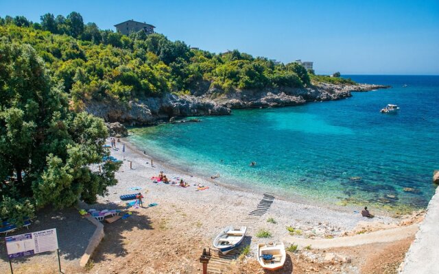 Arabela 2 Apartments