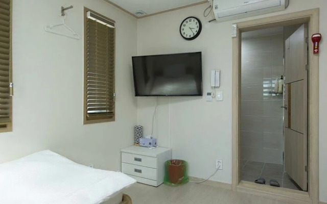 Hub Guest House