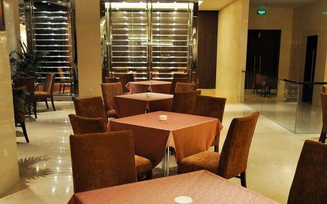 Golden Phoenix Hotel