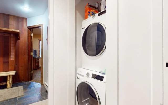 Winterset #33 3 Bedroom Condo