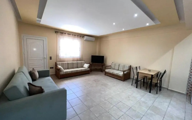 Family Apartment in Kalithea