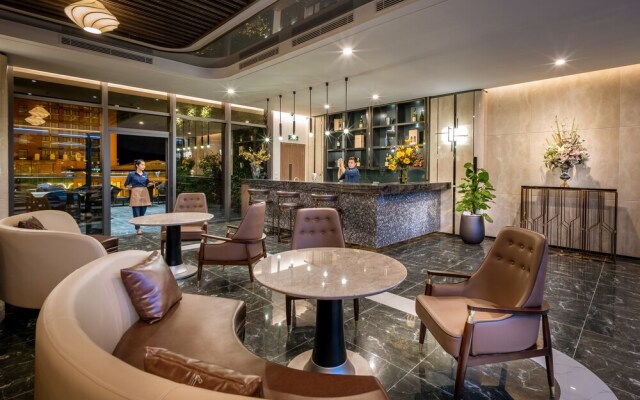 DeLaSea Ha Long Hotel