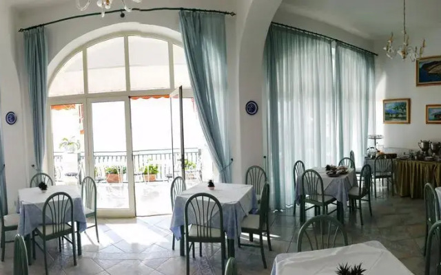 Hotel La Perla
