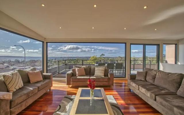 Georges Bay Luxury