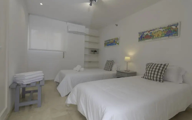 Frontline Duplex With Paradisiacal Views