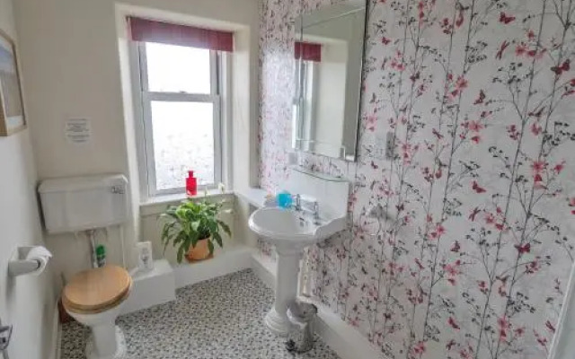 Lochpark House Bed & Breakfast