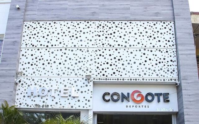 Hotel Travelers Sport