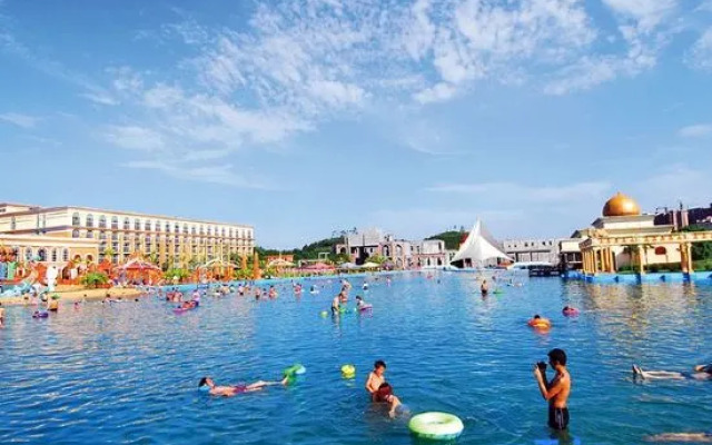 Sun City Huiyue Hotel