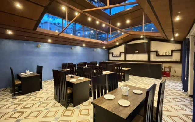 Bimbos Club Blusalz Collection Bhowali