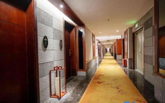 Li Jing Hotel Mile