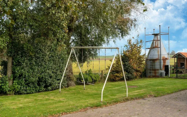 Holiday Home in Burgerbrug Near the Beach