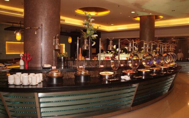 Maochen New Century Hotel