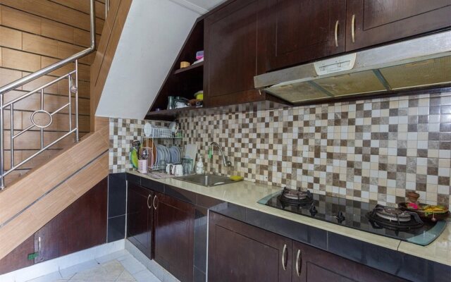 Denays House by Reddoorz