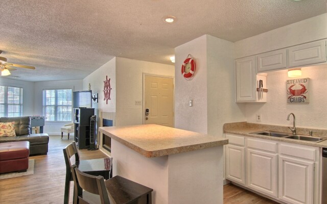 Coastal Retreat - 2 Br condo