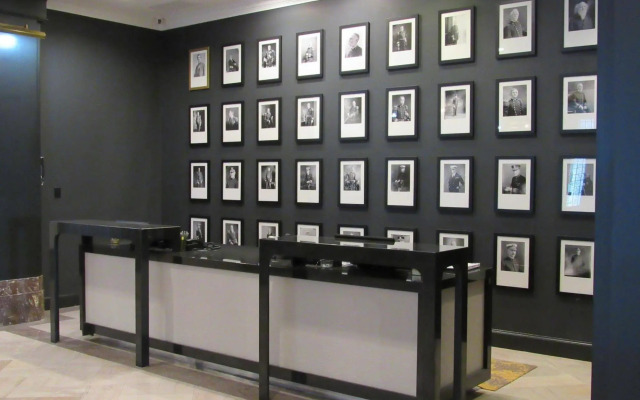 The Admiral, Downtown Historic District