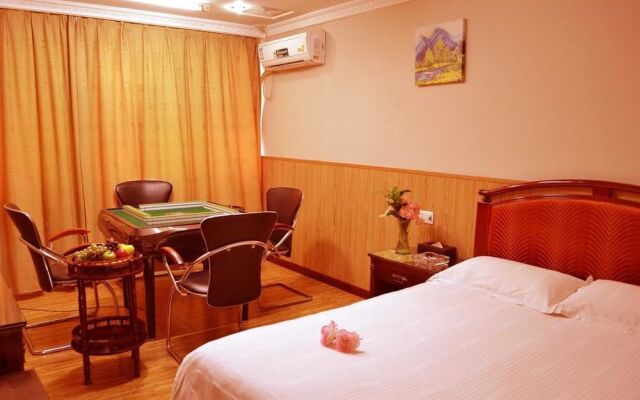 Danshui Green Tree Inn