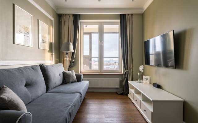 Apartments B. Sampsonievsky 4-6