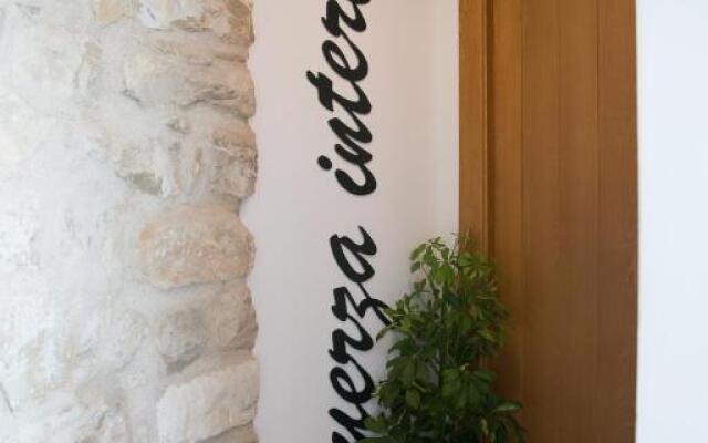 Apartamentos Turísticos La Casa Vieja