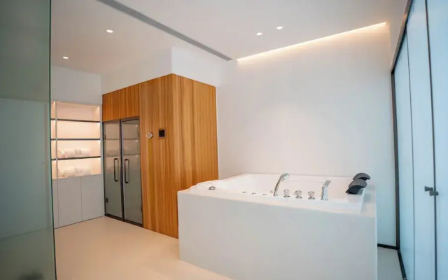 One Riviera Hotel and Residences
