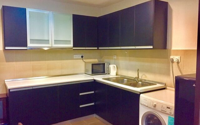 Makam Service Suites Taragon