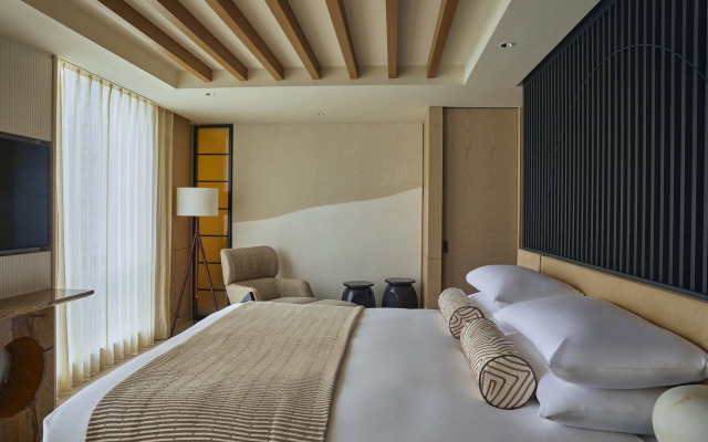 Kimpton Shinjuku Tokyo by IHG
