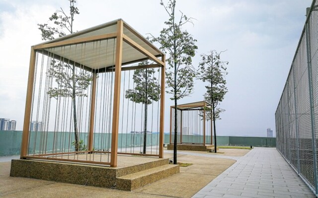 GT Home Encorp Strand Residence