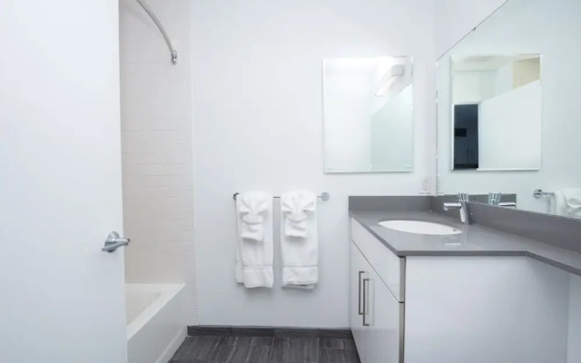 Global Luxury Suites at Rittenhouse Square