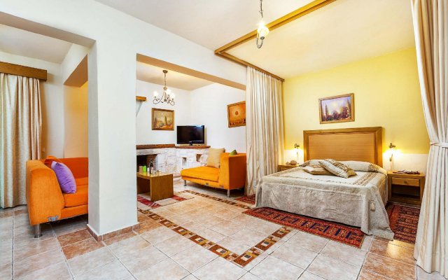 Akritas Ef Zin Villas & Suites