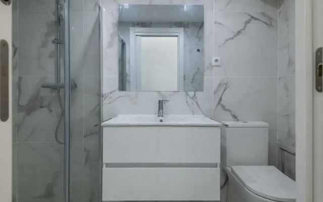 Baleeira Sea View Studio