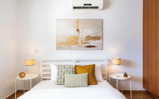 Quint - 2-Bedroom Apt & Pool in Protaras