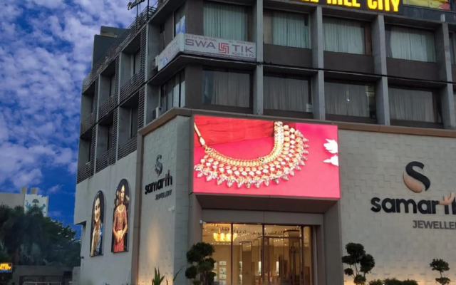 Oyo 41875 Hotel Hill City